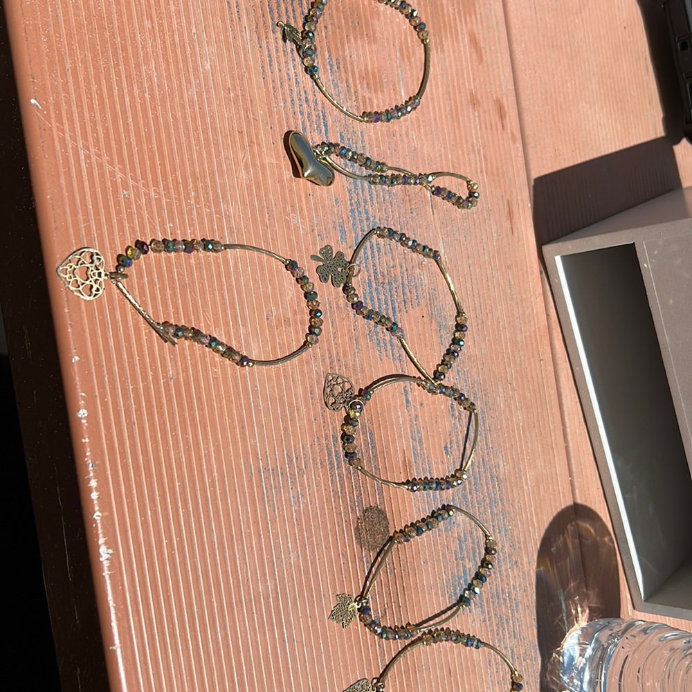 Sever exact brackets with different charms